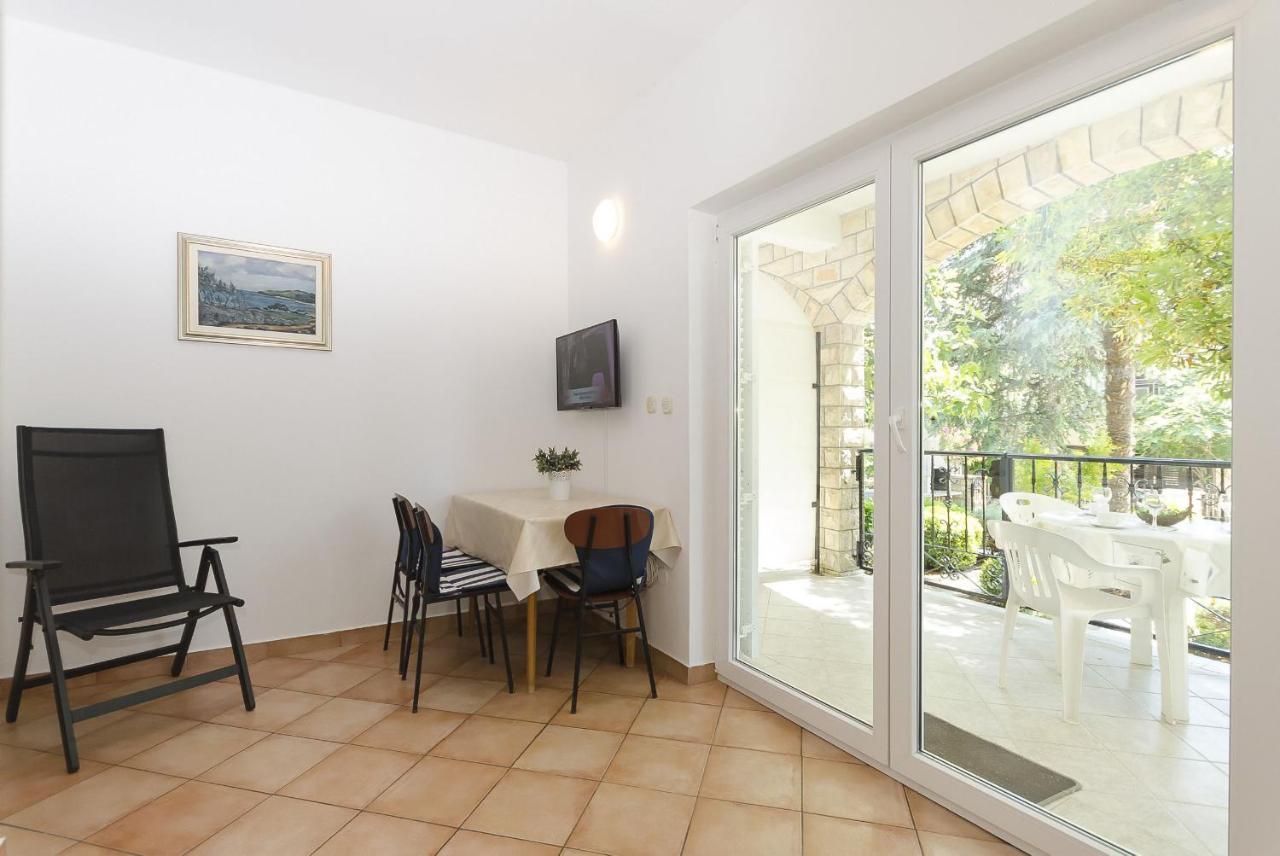 Apartments Karolina โวดีเซ ภายนอก รูปภาพ