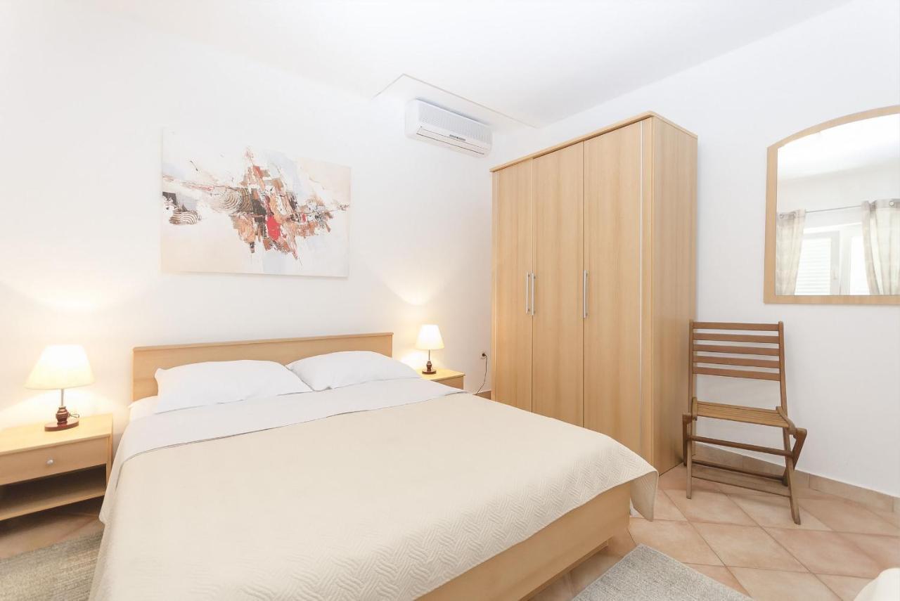 Apartments Karolina โวดีเซ ภายนอก รูปภาพ