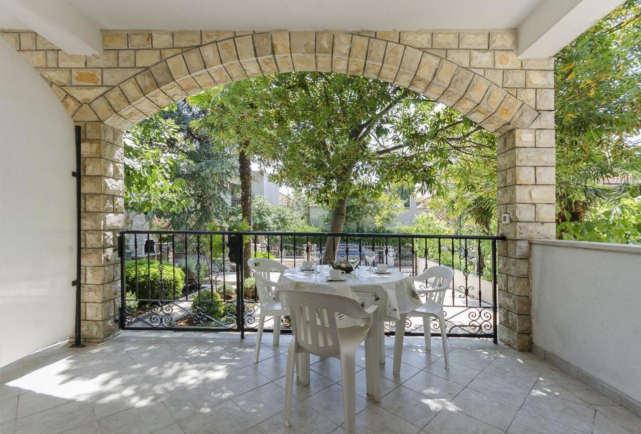 Apartments Karolina โวดีเซ ภายนอก รูปภาพ