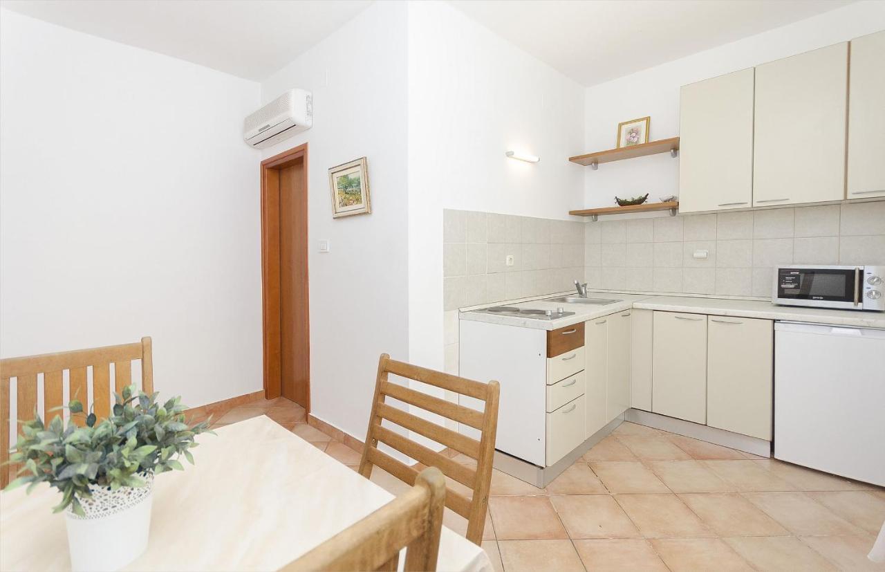Apartments Karolina โวดีเซ ภายนอก รูปภาพ