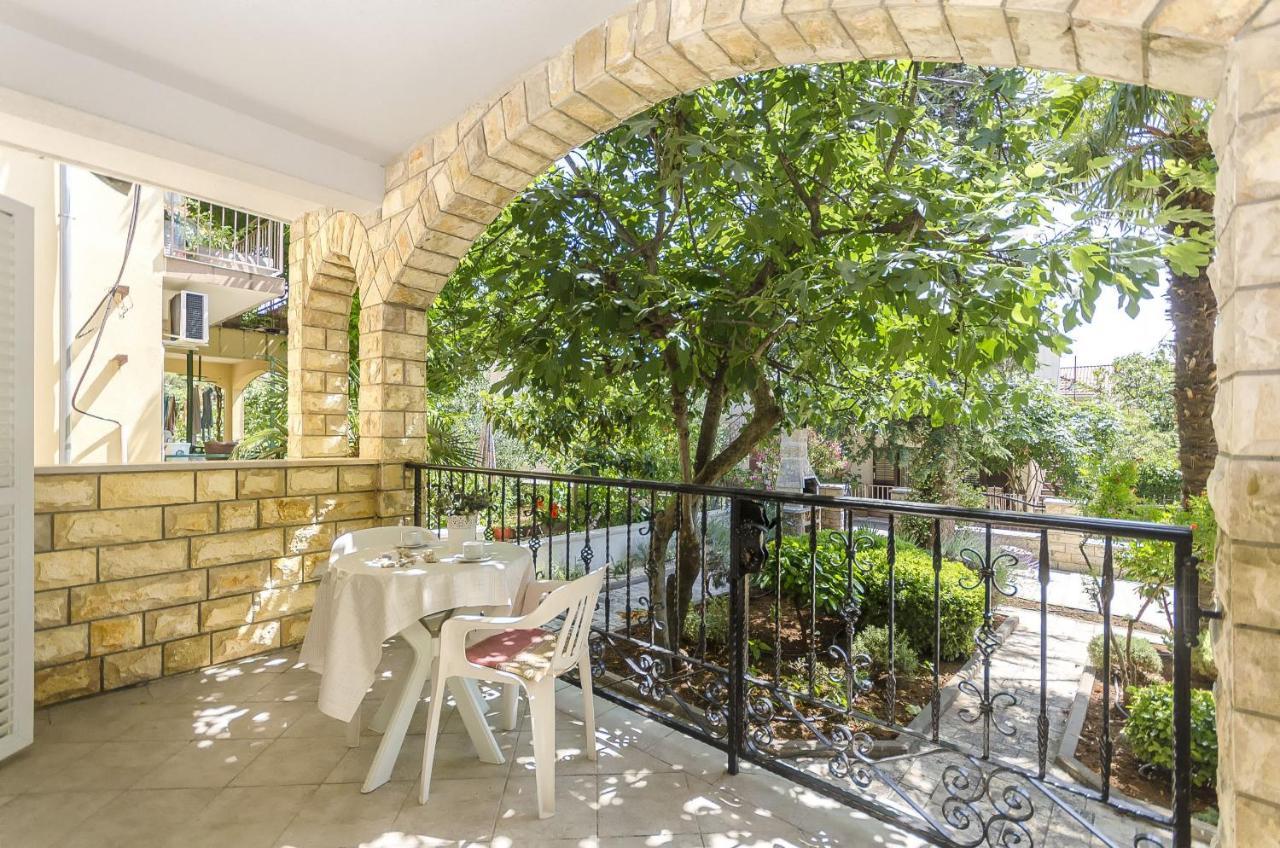 Apartments Karolina โวดีเซ ภายนอก รูปภาพ